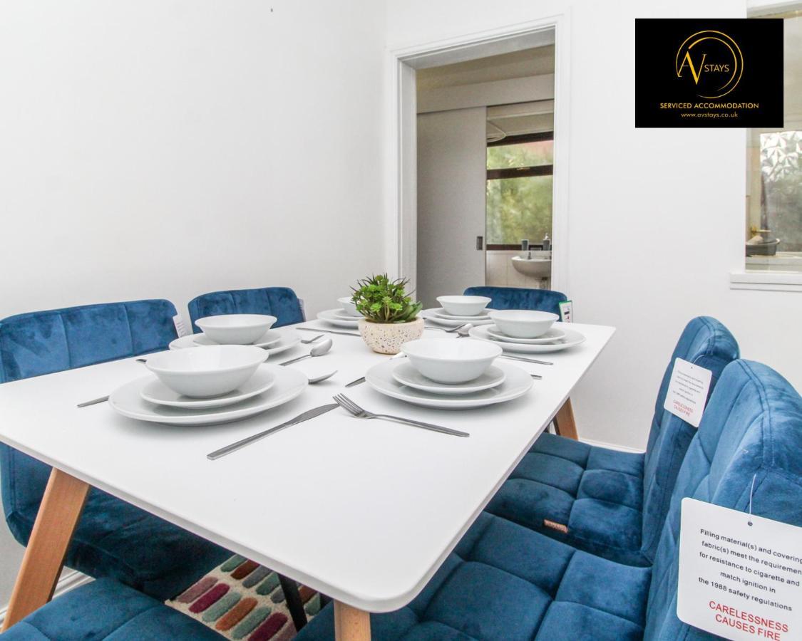 Modern House By Av Stays Short Lets & Serviced Accommodation St Helens St Helens  Luaran gambar