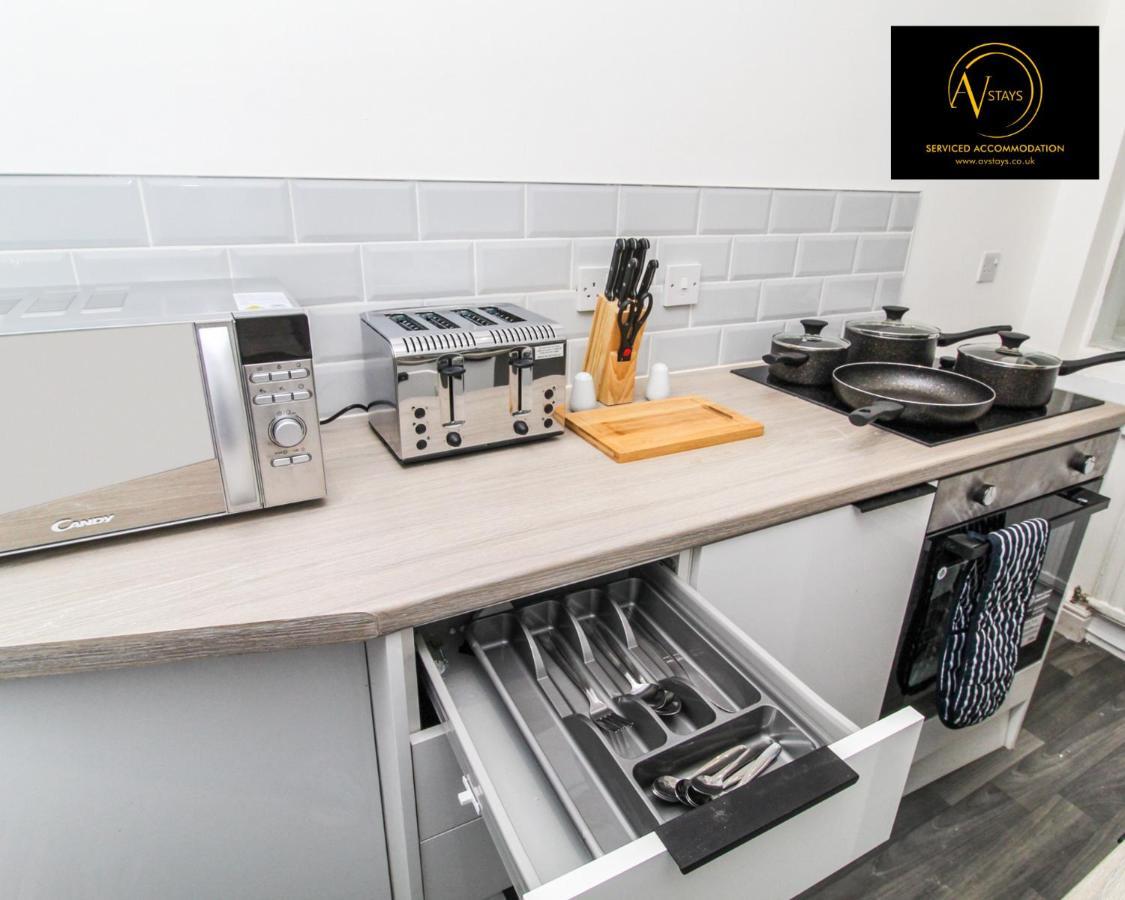 Modern House By Av Stays Short Lets & Serviced Accommodation St Helens St Helens  Luaran gambar